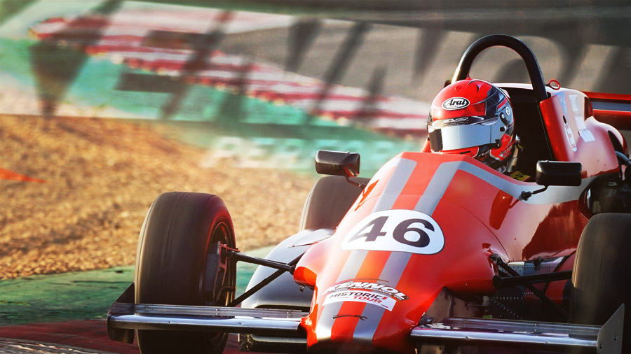 For the 4th year in a row, KENNOL supplies the FFSA French Historic Circuits Championship.
